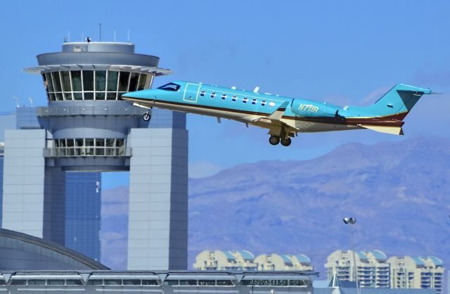 Learjet 45 (N711R) - N711R 1999 Bombardier Learjet 45 CN: 45-049 - Las Vegas - McCarran International (LAS / KLAS)br /USA - Nevada, February 27, 2014br /Photo: Tomás Del Coro