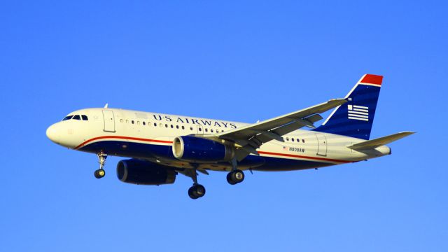 Airbus A319 (N808AW) - Landing 30L