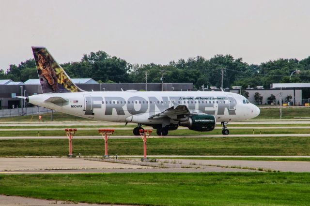 Airbus A319 (N934FR) - Taken 8/29/14 by Erica Eide.