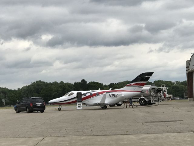 Honda HondaJet (N1RJ) - A Privately Owned HondaJet HJ1br /Fueling up at Stand 2 at KJXN br /Bound For Chino California KCNO