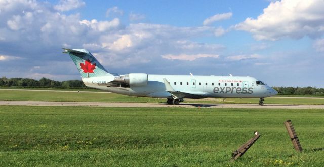 de Havilland Dash 8-400 (C-GKER)