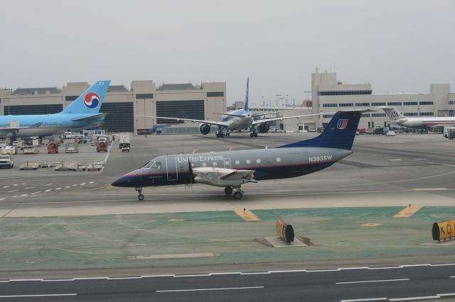 Embraer EMB-120 Brasilia (N393SW)