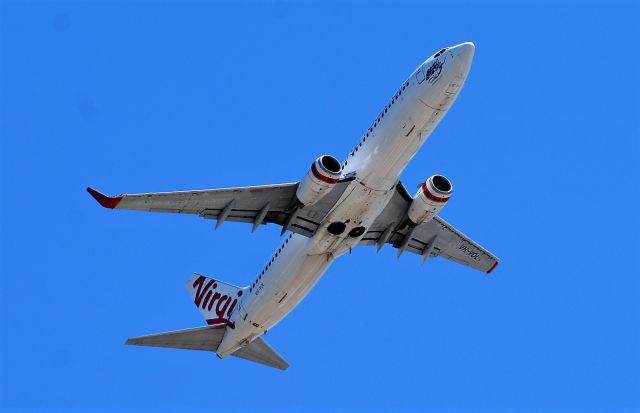 Boeing 737-800 (VH-VOL) - 28 / 01 / 2017