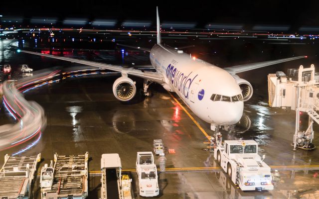 BOEING 777-300 (JA752J) - painted in "Oneworld Livery"br /Japan Airlines [JL/JAL] / Boeing 777-346br /Jul.12.2019 New Chitose Airport [CTS/RJCC] JAPAN