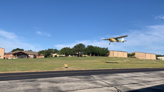 Cessna LC-126 (N6492D)