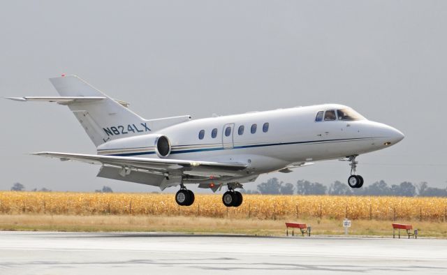 Hawker 800 (OPT824)