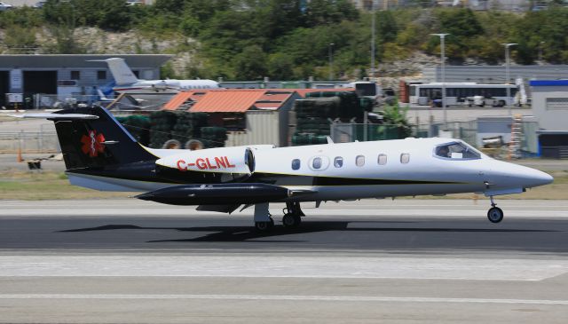 Learjet 35 (C-GLNL)