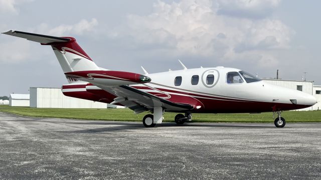 Eclipse 500 (N80WP) - Our local 2013 Eclipse EA550, Ruby, taxiing past. 5/11/22. 