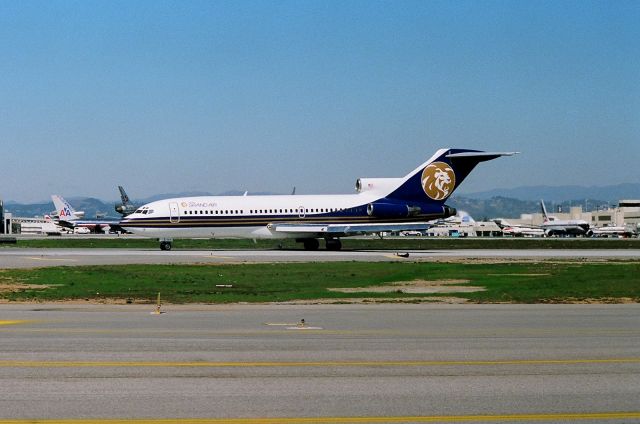 Boeing 727-100 (N504MG) - KLAX - MGM GrandAir N504MG Boeing 727 at LAX