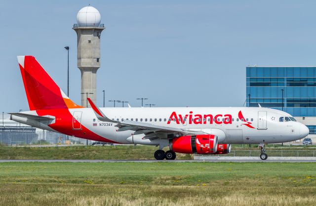 Airbus A319 (N703AV) - This gorgeous Avianca A319 arrives from El Salvador Intl as LRC626