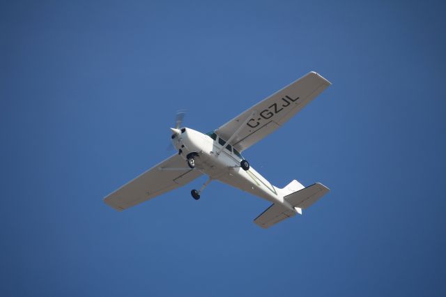 Cessna Skyhawk (C-GZJL)