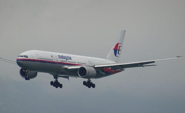 Boeing 777-200 (9M-MRQ)