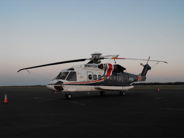 Sikorsky Helibus (N901CH) - Sun setting on a beautiful helicopter.