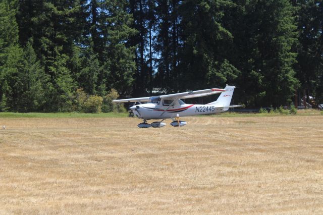 N22445 — - At Crest Air Park