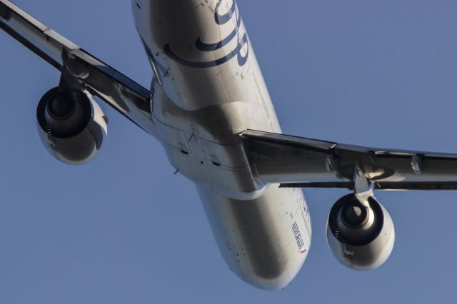 BOEING 777-300ER (VQ-BQG)