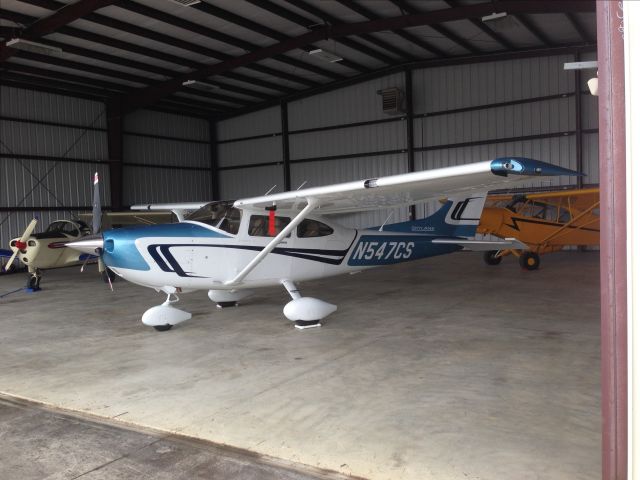 Cessna Skylane (N547CS) - Fresh from the factory in the temporary shared hangar.