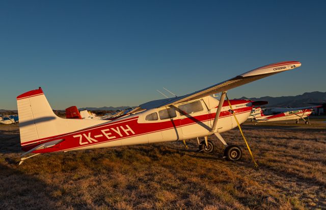 Cessna Skywagon 180 (ZK-EYH)