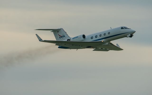 Gulfstream Aerospace Gulfstream 3 (N992NA) - NASA Johnson Space Center G-III N992NA "NASA 2" departs off Runway 22 at KEFD for KTPA, supporting transportation of medical and recovery personnel for the upcoming SpaceX Crew 1 Landing