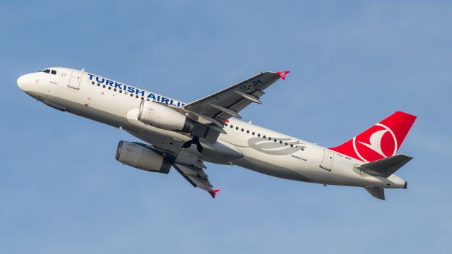 Airbus A320 (TC-JPK)