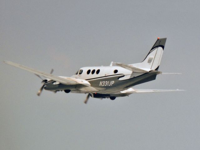 Beechcraft King Air 90 (RLI331)