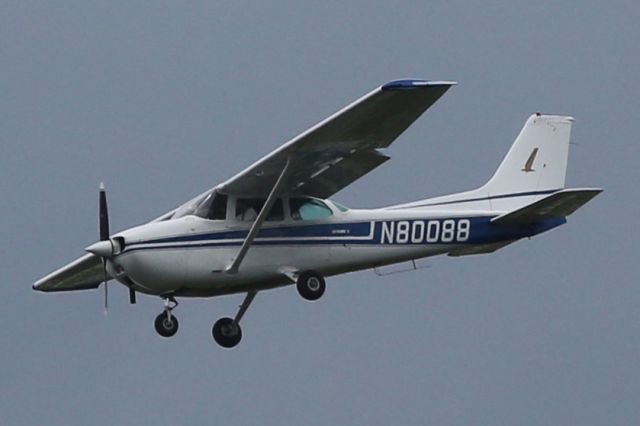 Cessna Cutlass RG (N80088)