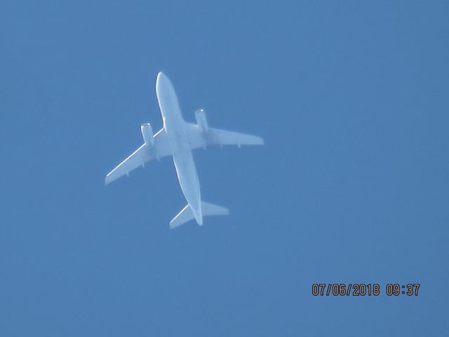Airbus A319 (N818UA)