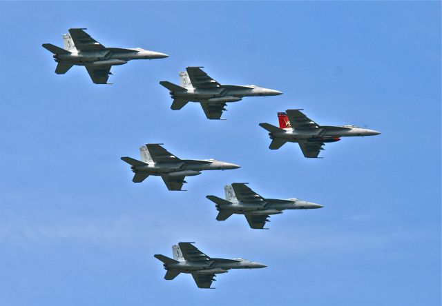 — — - NAS OCEANA AIR SHOW,2010,F/A-18 FLYBY