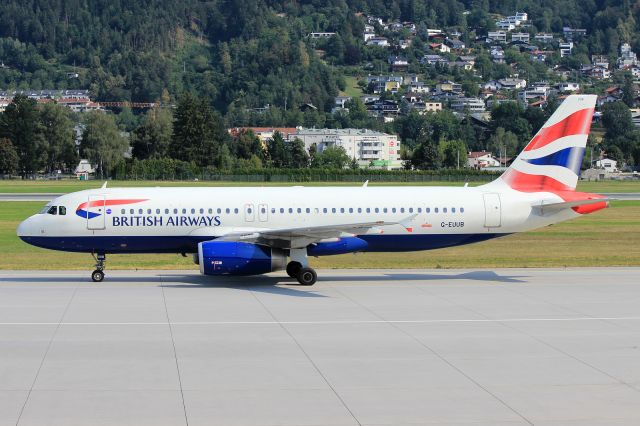Airbus A320 (G-EUUB)