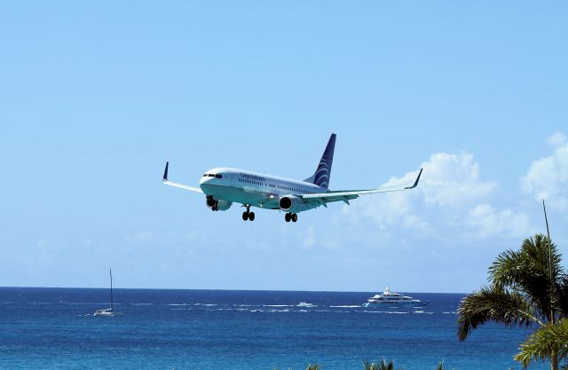 Boeing 737-800 (HP-1522CMP)