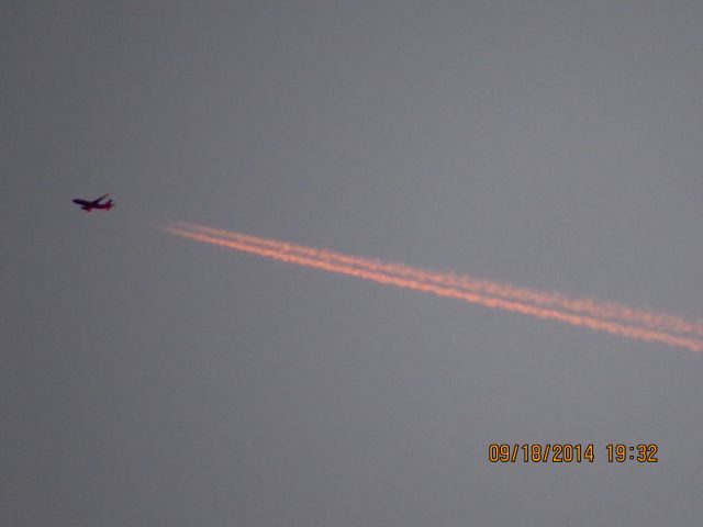 Boeing 737-700 (N284WN) - Southwest flight 3147 from DEN to JAX over Northeastern Oklahoma at 39,000 feet.