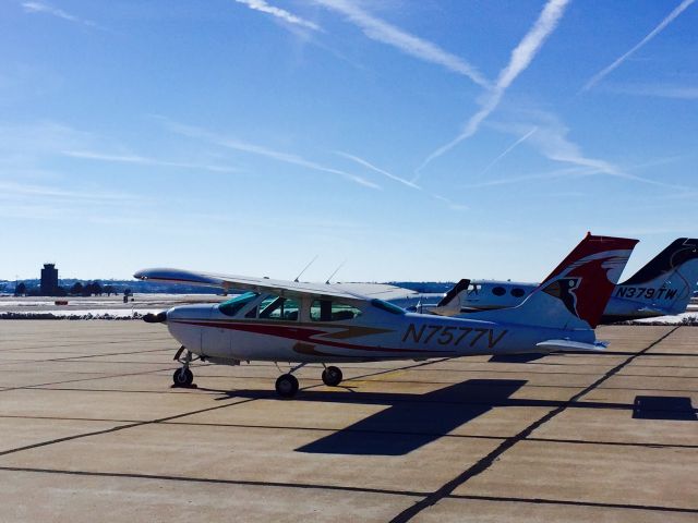 Cessna Cardinal (N7577V)