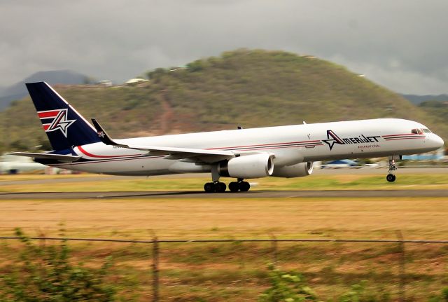 Boeing 757-200 (N286GB)