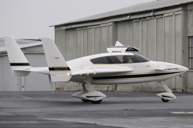 VELOCITY Velocity (N521TR) - Seen at KFDK on 6/28/2009.