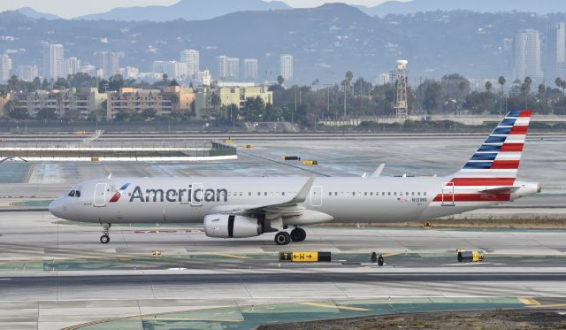 Airbus A321 (N131NN) - Arriving at LAX