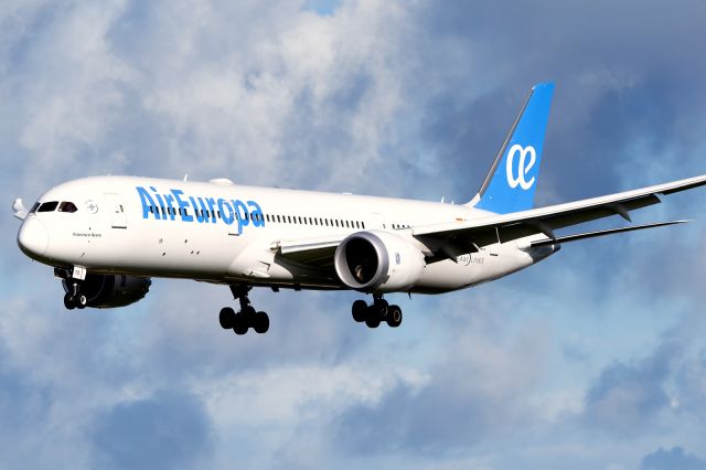 Boeing 787-9 Dreamliner (EC-OFO)