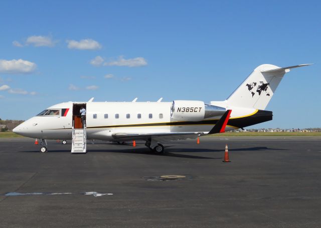 Canadair Challenger (N385CT)