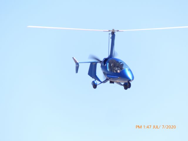 N518EA — - Landing at Big Bear City Airport