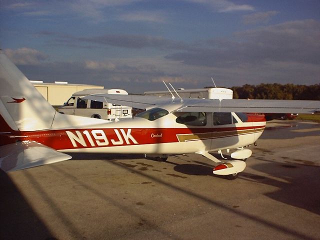 Beechcraft Bonanza (36) (N19JK)