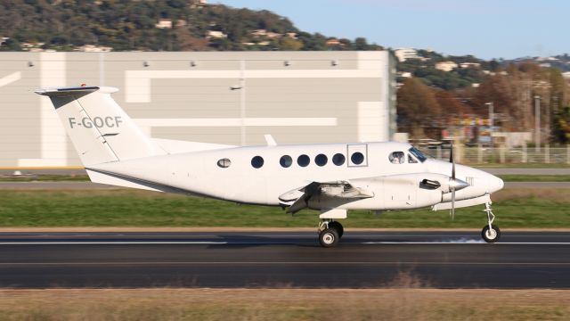 Beechcraft Super King Air 200 (F-GOCF)