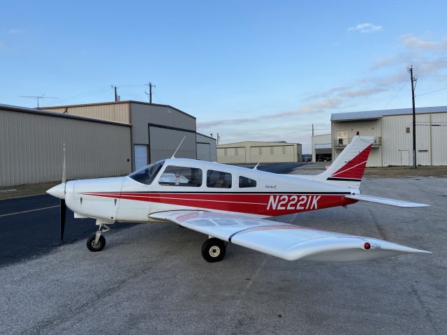 Piper Cherokee (N2221K) - WARRIOR Triple 21 KILO