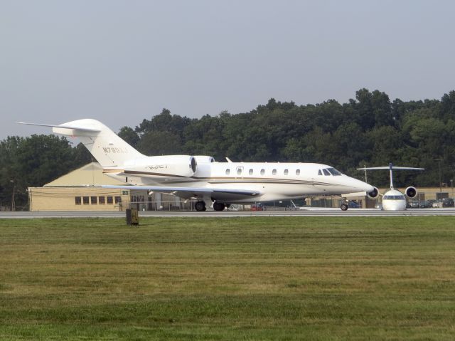 Cessna Citation X (N795XJ) - Take off runway 16. The fastest business jet in the market.