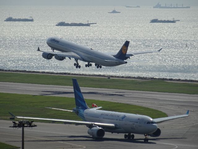 Airbus A340-600 (D-AIHB)