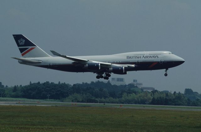 Boeing 747-400 (G-BNLR) - Short Final at Narita Intl Airport Rwy16 on 1992/06/02