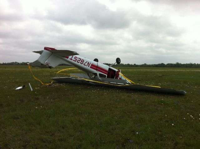 Cessna Skyhawk (N7825T) - Quartering tail wind take off.