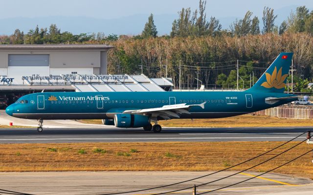 Airbus A321 (VN-A332)