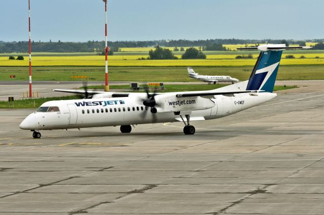 de Havilland Dash 8-400 (C-GWEF)