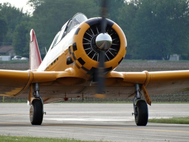 North American T-6 Texan (N55720)