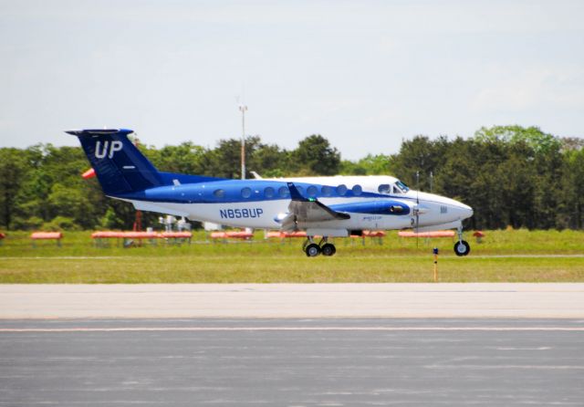 Beechcraft Super King Air 350 (N858UP)