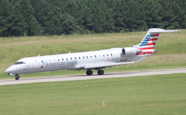 Canadair Regional Jet CRJ-700 (N545PB)