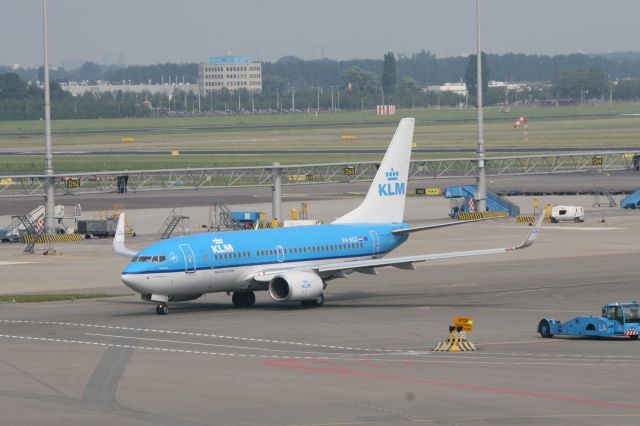 Boeing 737-700 (PH-BGD)